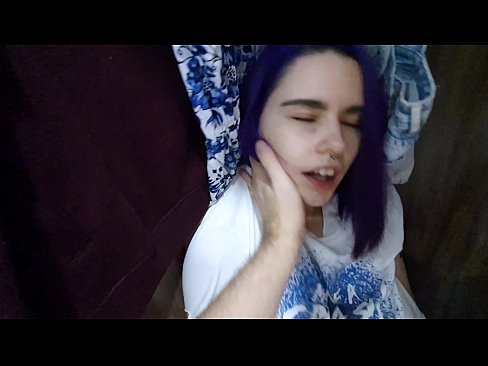 ❤️ Radau savo sesutę spintoje ir padėjau jai pasidaryti ❤❌ Porno prie mūsų ﹏